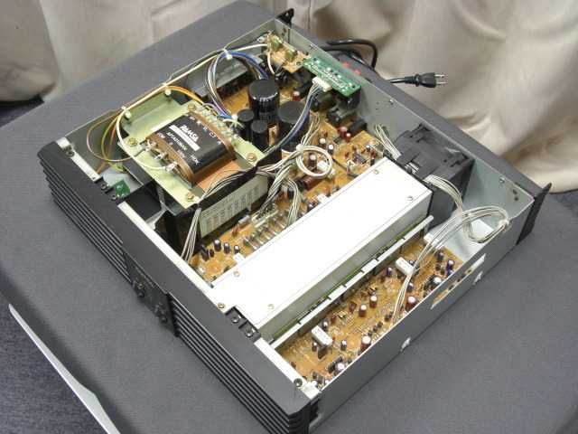 Set 2 amplificatoare studio Panasonic Ramsa WP-1200