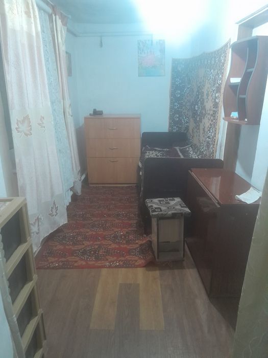 Сдаётся комната в частном доме.