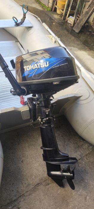 Надуваема лодка Tadpole с двигател Tohatsu