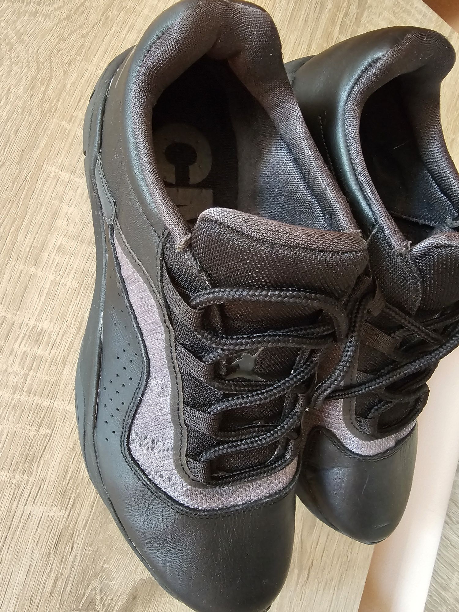 Оригинални маратонки Nike