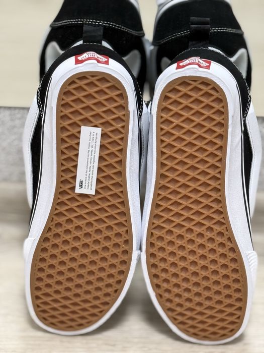 Кецове Vans Knu Skool