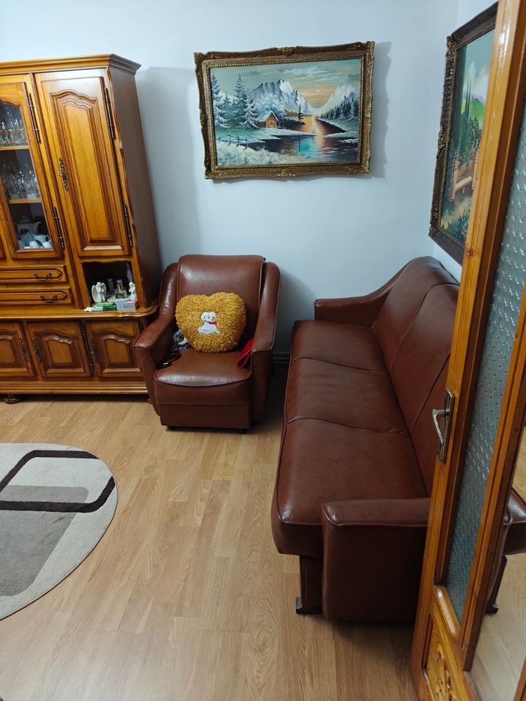 Apartament 3 camere, parcare, 2 balcoane, beci