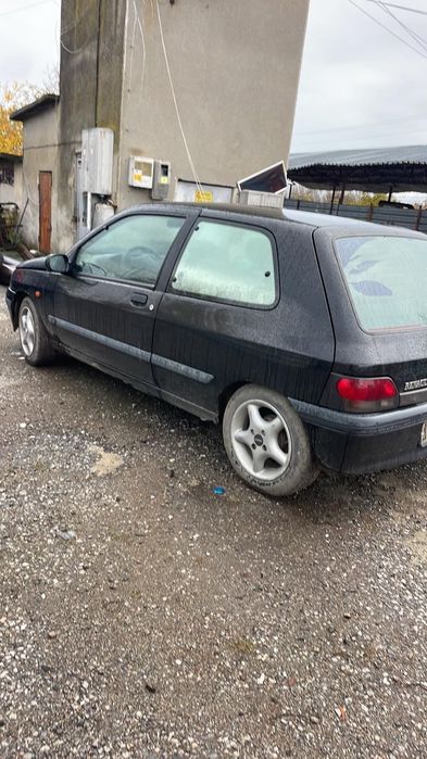 Renault Clio 1.4 бензин
