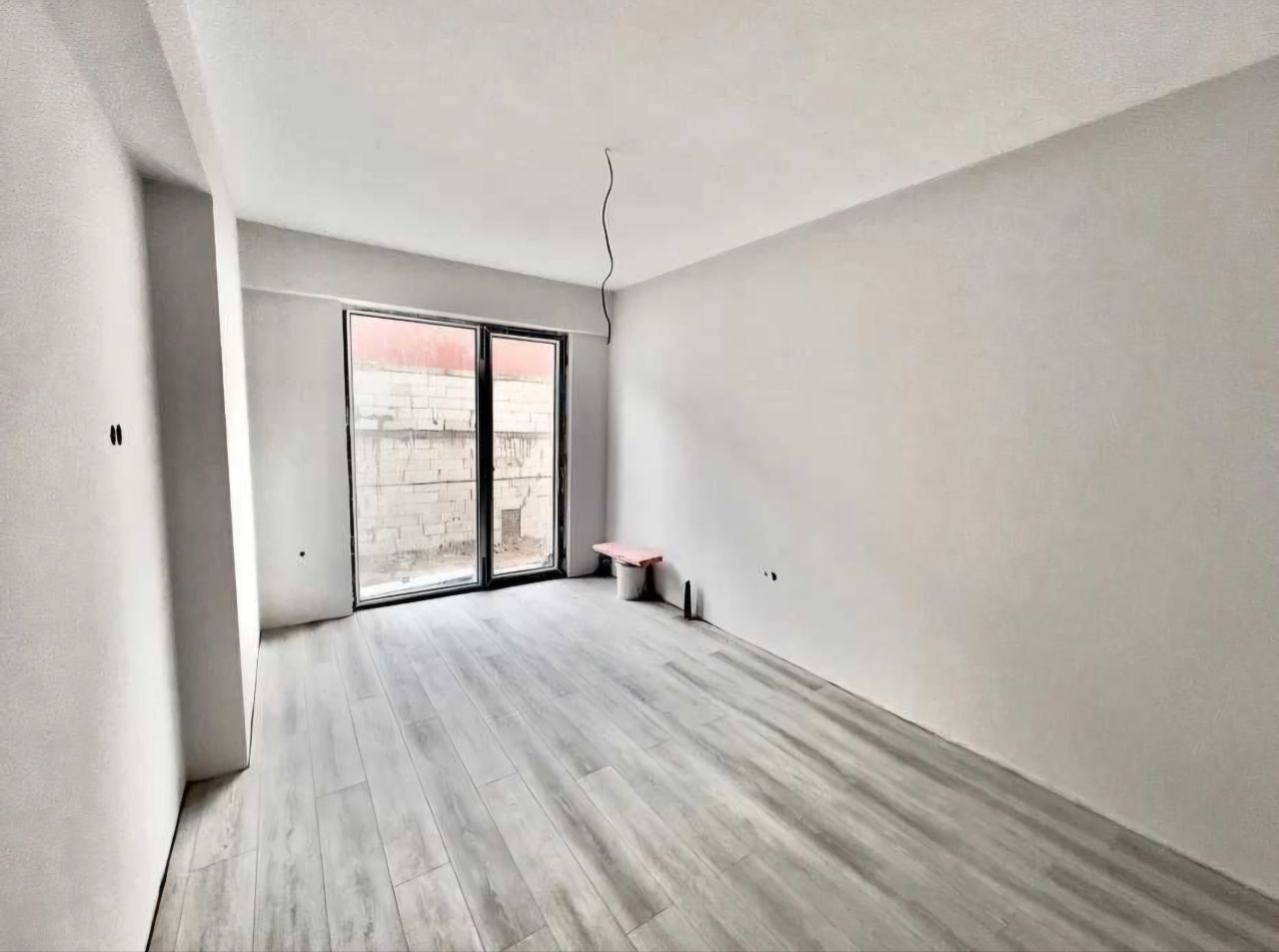 Продажа возле Piramit Tower 3х ком. 80 кв.м