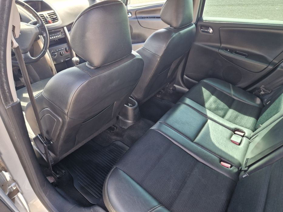 Peugeot 207 SW OUTDOOR