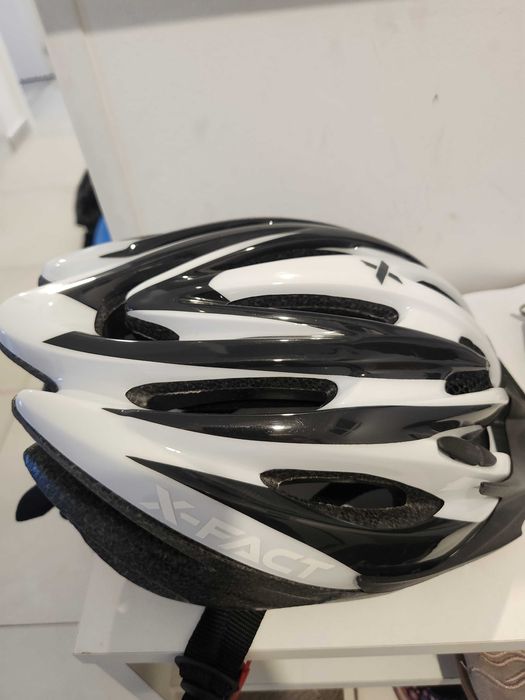 Bicicleta noua de vanzare