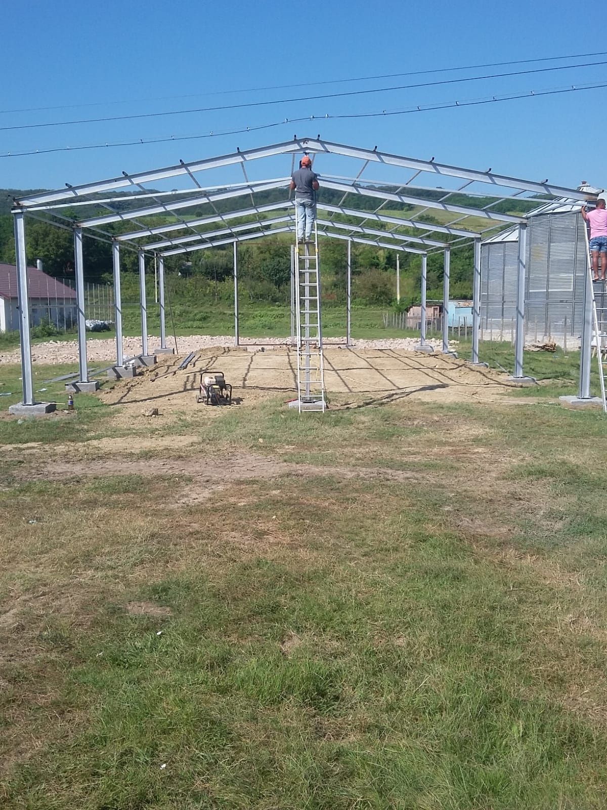 Vand hală metalica 9,90m×32m×3m din profile ipe pret 11400 e