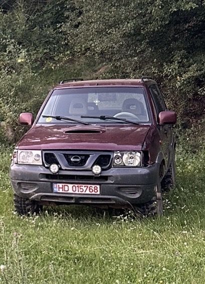 Nissan Terrano 2.7