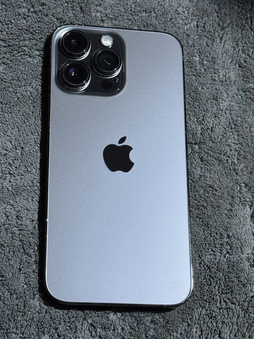 14 Pro Max 1Tera Bayt Srochna 705$ 86% Holat zor