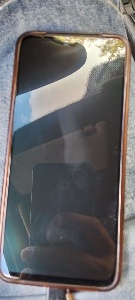 Продам смартфон Виво v25e