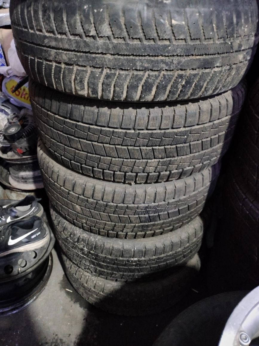 Продам резину зимнюю