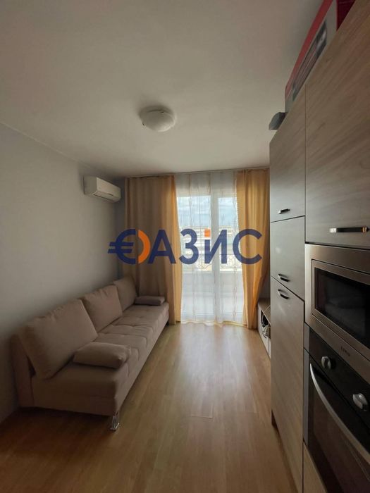 Продава се Двустаен апартамент в к.к. Слънчев бряг - 53 кв.м за 1284 €/кв.м - Снимка #2
