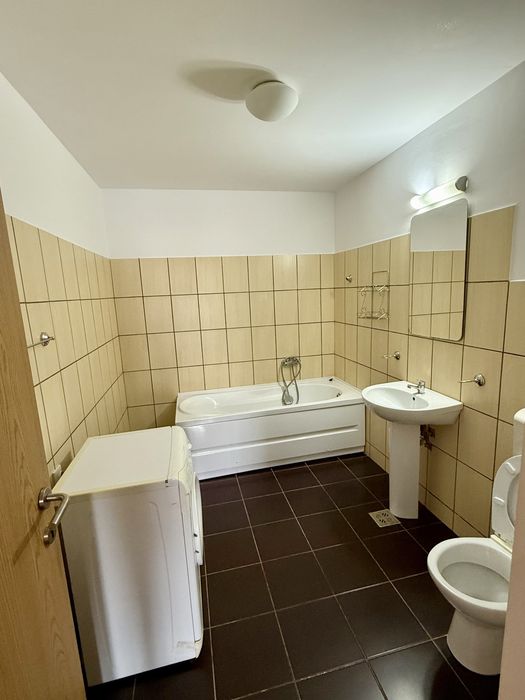 Apartament 2 camere, 59 mp utili, Zona Florilor