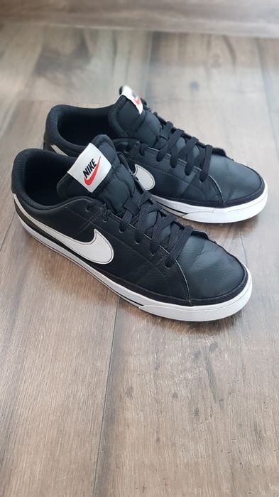 Маратонки NIKE, 41 номер