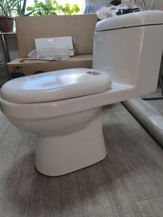 Унитаз моноблок безободковый