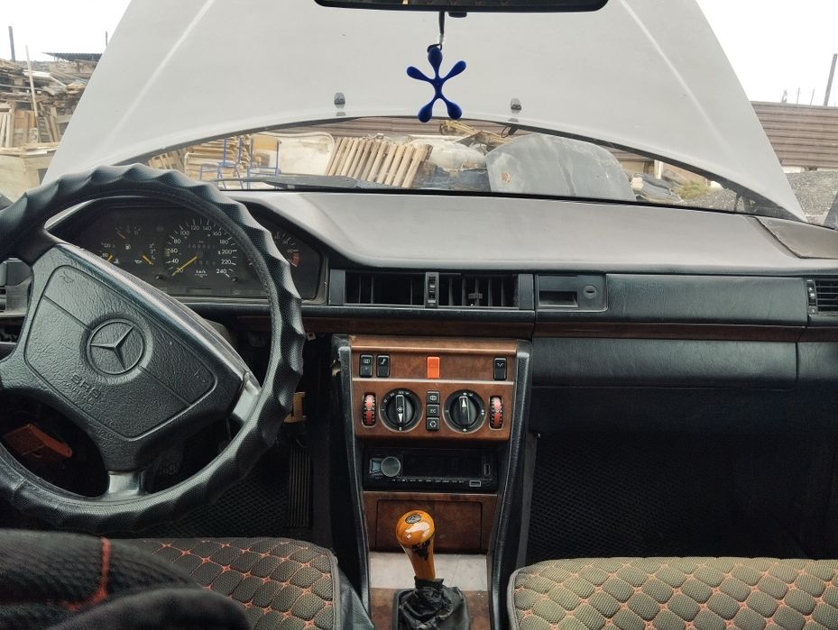 Мерседес 220 Ешка
