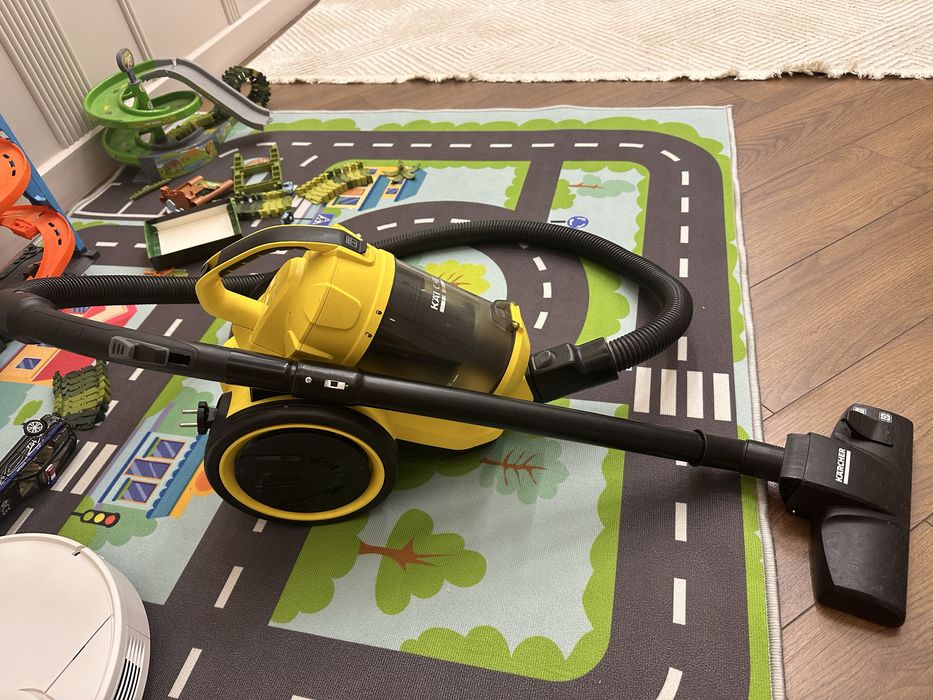 Пылесос karcher продается