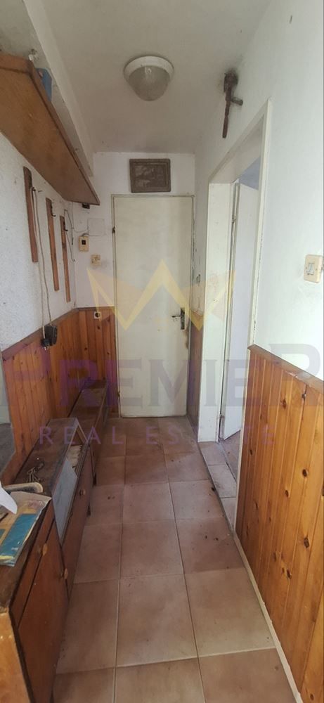 Къща в Варна, област-с.Бенковски площ 100 цена 95000