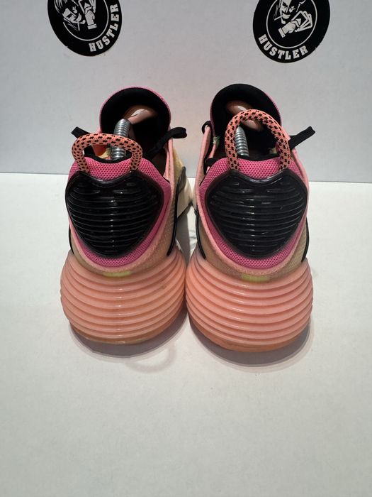 Маратонки NIKE AIR MAX 2090.Номер 40