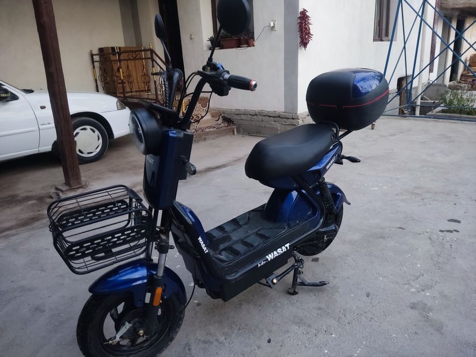 Skuter sotiladi srochna