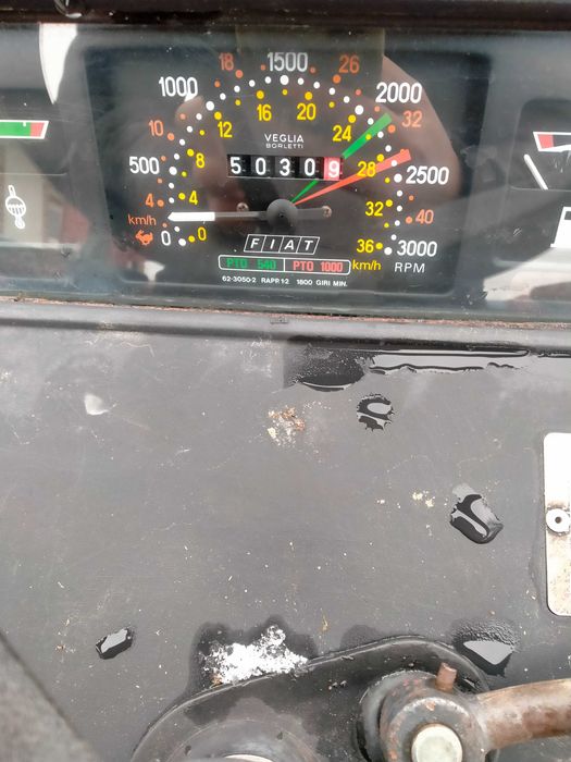 Vând fiat new Holland