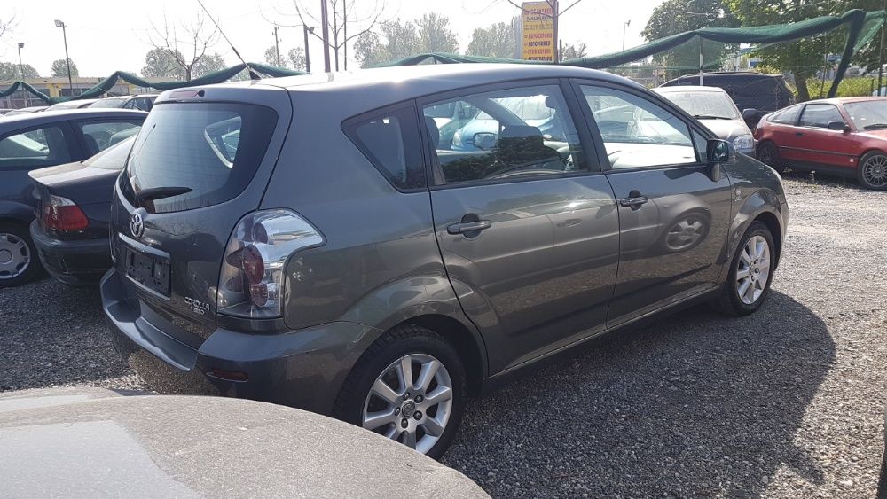 тойота корола версо 2.0 д - 116 коня 2006 година на части