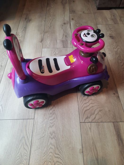 Masinuta fara pedale pentru copii