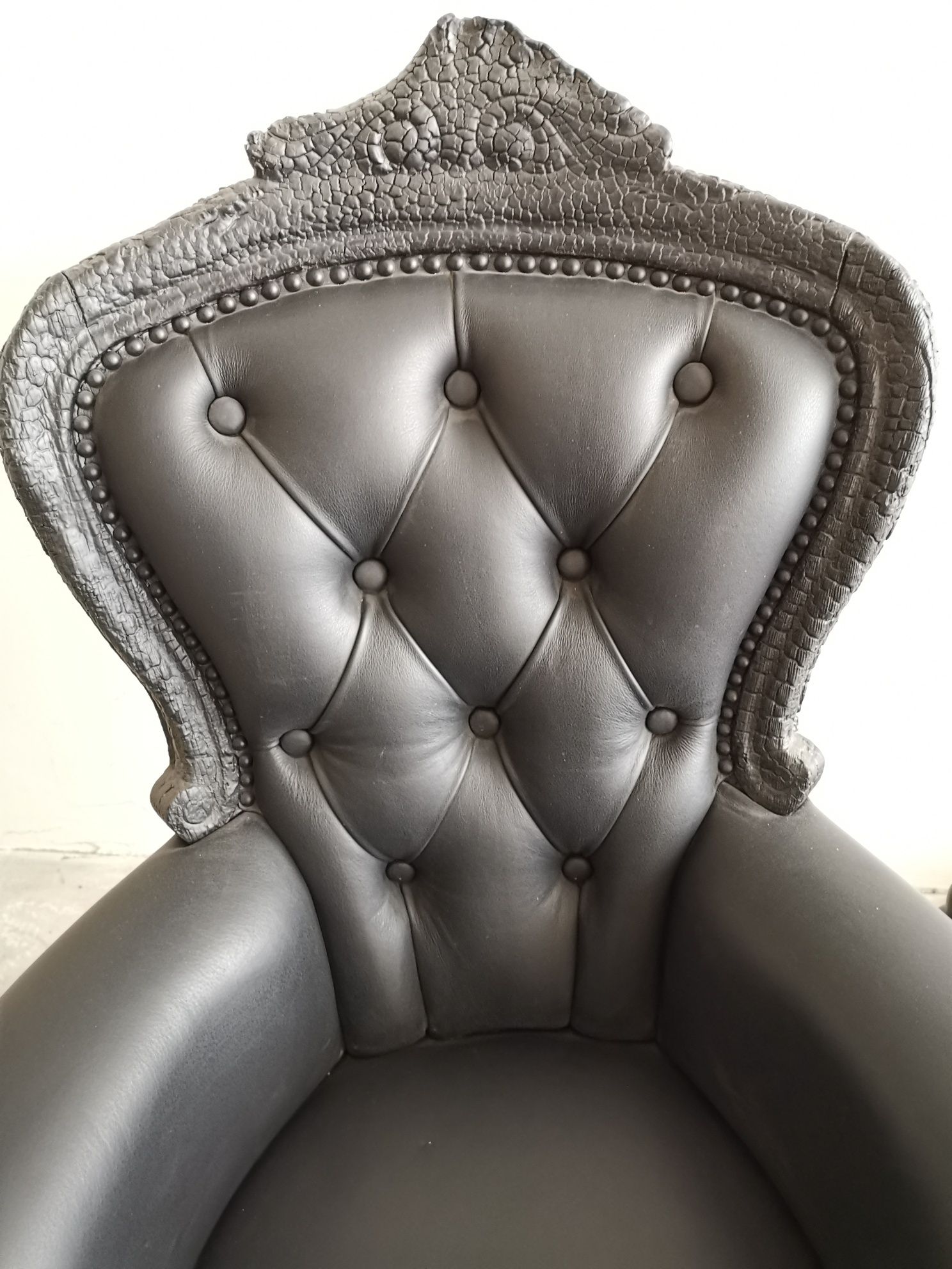 Дизайнерски стол Moooi