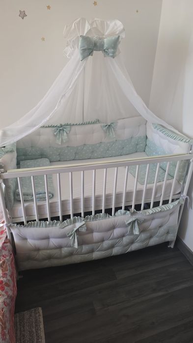 Patuț bebeluș folosit maxim 3 luni