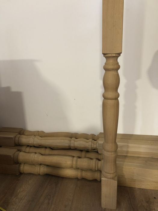 Balustri stalpisori scara lemn