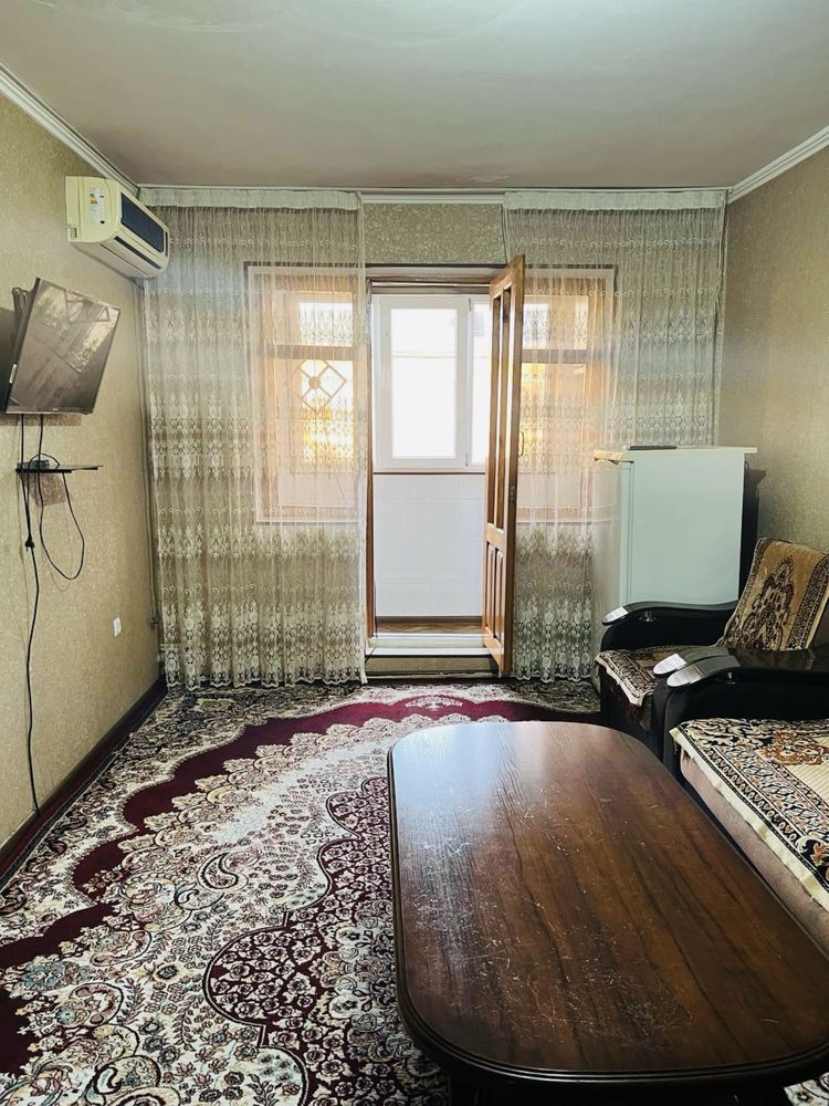 Квартира арендага берилади. Азиз бозорга