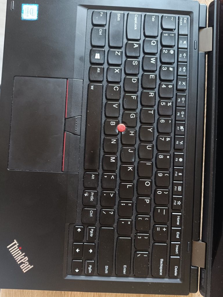 Lenovo thinkpad l390 yoga i5 8265u