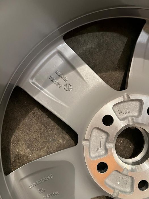 Janta noua vw Passat 17 3G0601025E