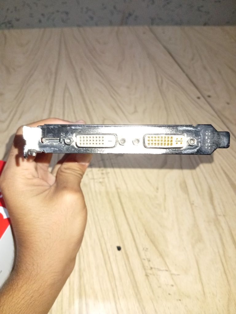 ZOTAC GT 740 2 GB gorantiya bilan