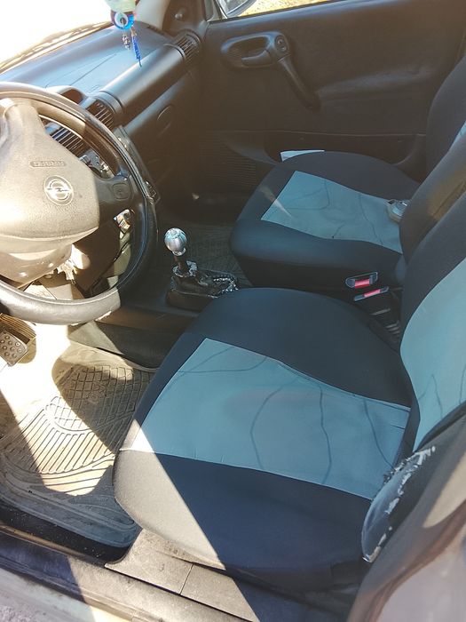 Опел Корса 2000год  бензин