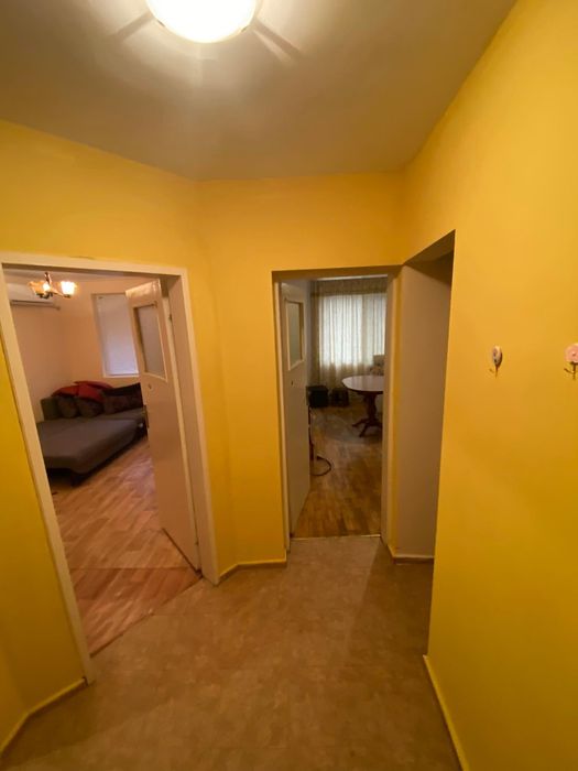 Дава се под наем Двустаен апартамент в Бургас, Възраждане - 53 кв.м за 382.5 € - Снимка #1