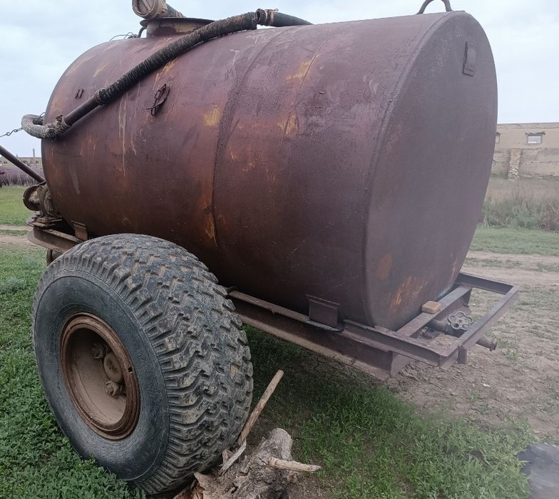 Продажа бочки с помпой!