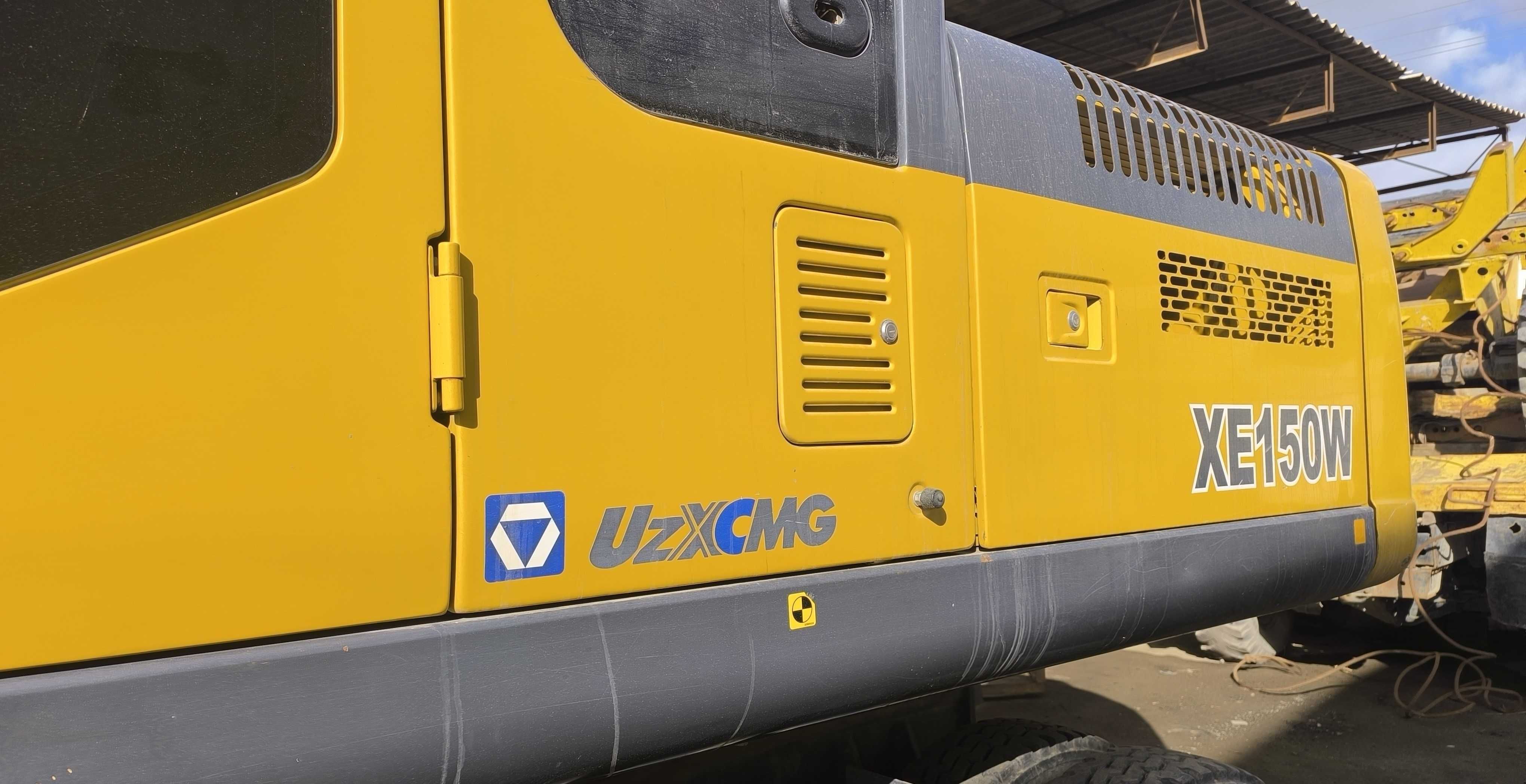 Экскаватор колесный XCMG XE150W