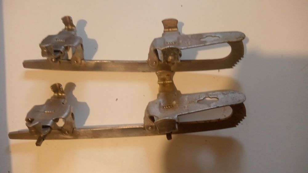 Patine de gheață Made in Romania (fosta RSR) Colecție Vintage