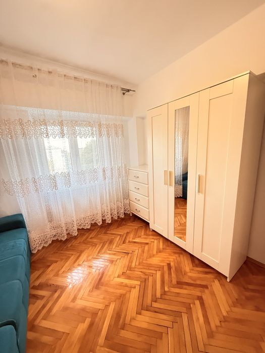 Apartament cu 3 camere