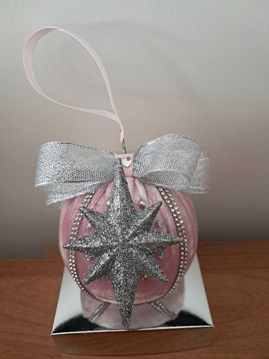 Ръчно изработени Коледни топки