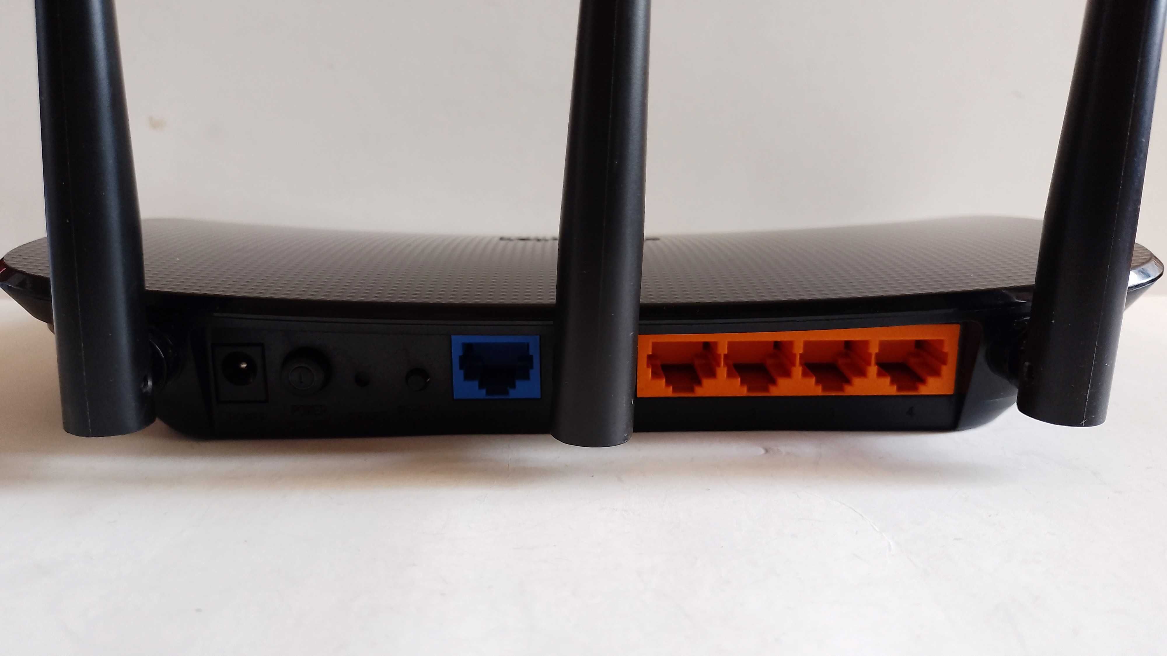 TP-Link TL-WR940N 450 Mbit/s 3в1 Router/AP/Range Extender