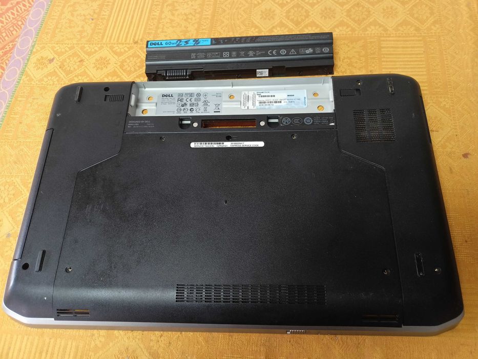 Elemente Dell Latitude E5520