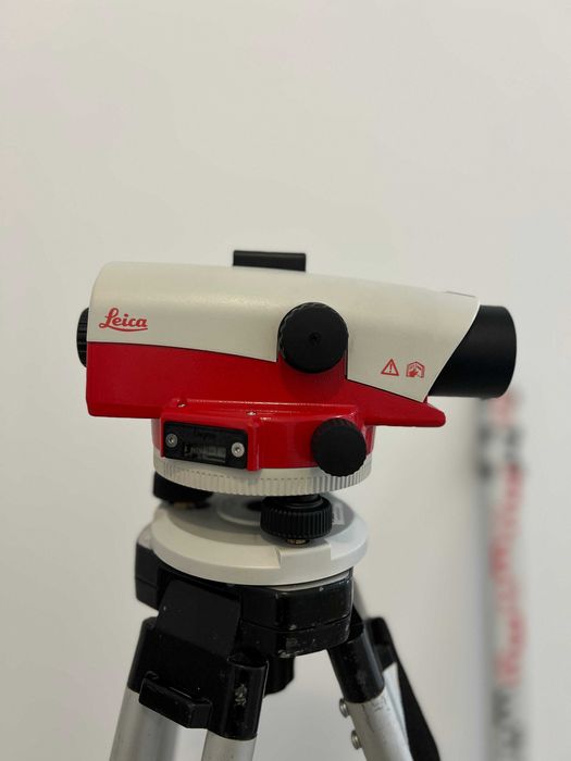 Nivela Leica NA730 plus - TVA deductibil