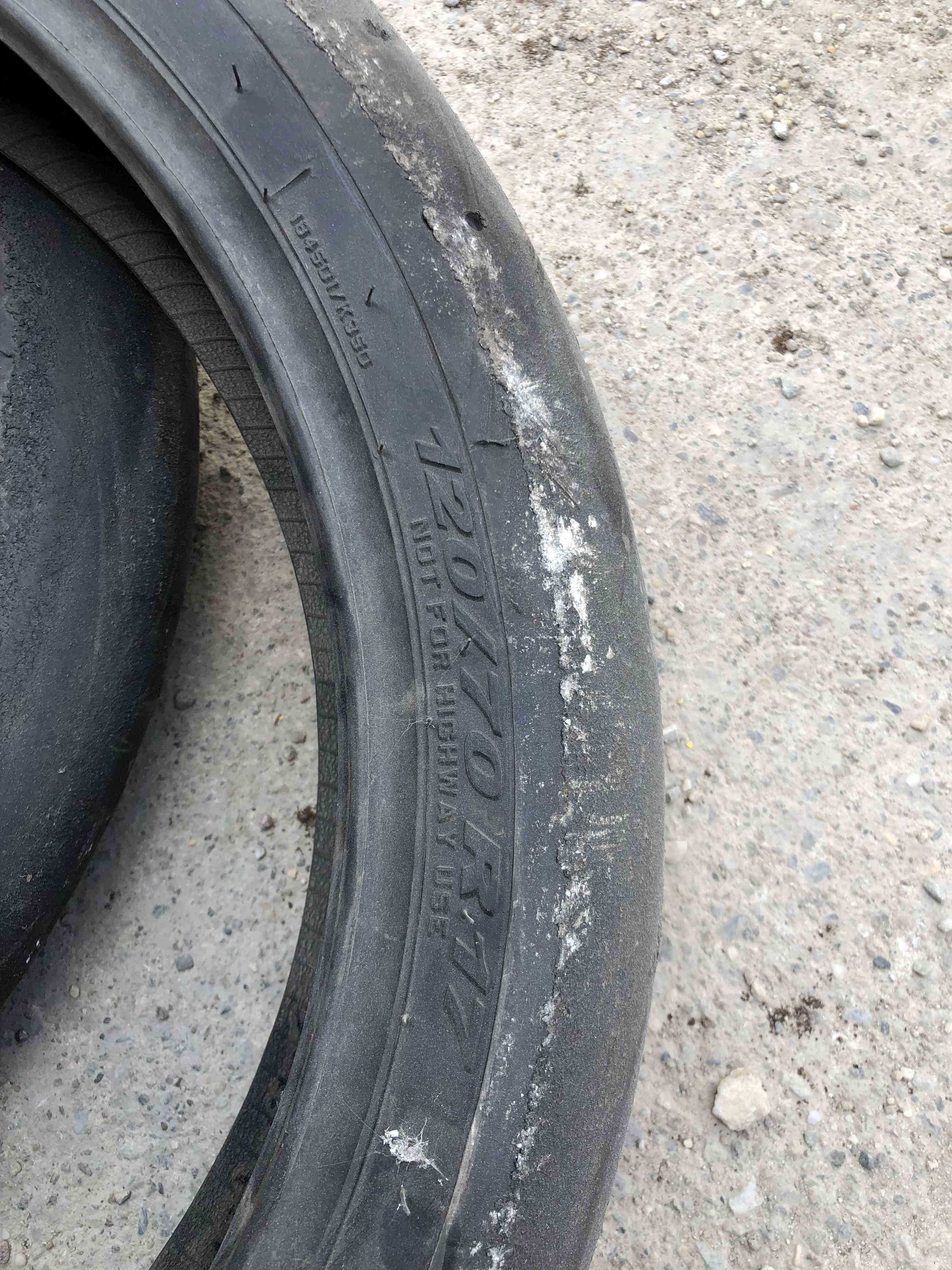 Anvelopa Vara 120/70 R17 PIRELLI Diablo Superbike - B4