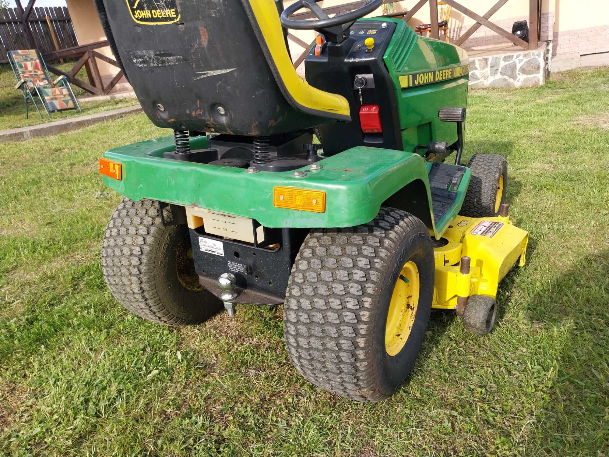 Tractoras gazon jonh deere