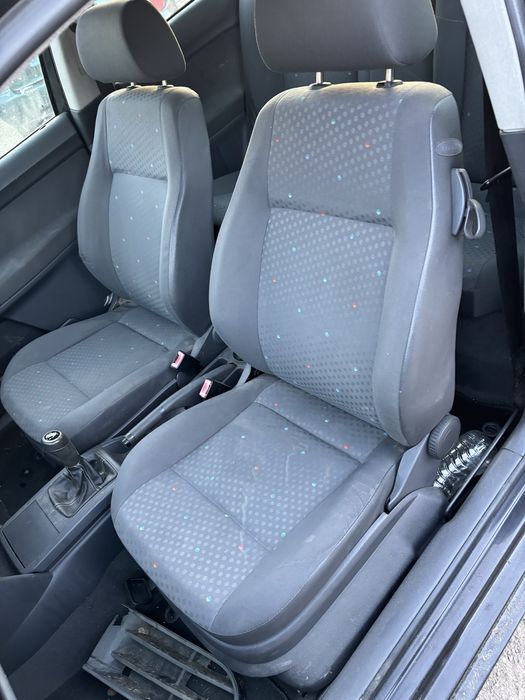 Фолксваген поло 1.2 бензин на части. 2 броя