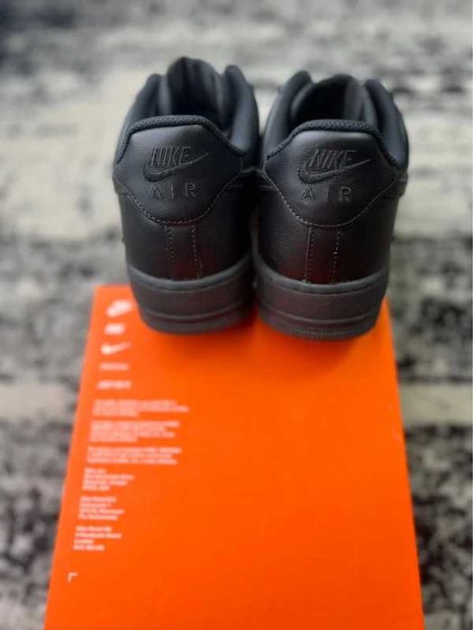 Nike Air Force 1 Low '07 Black R.38.5