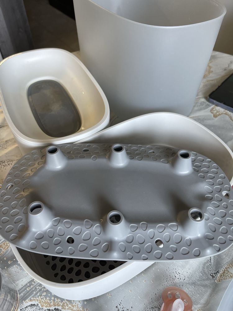 Продавам стерилизатор Philips Avent