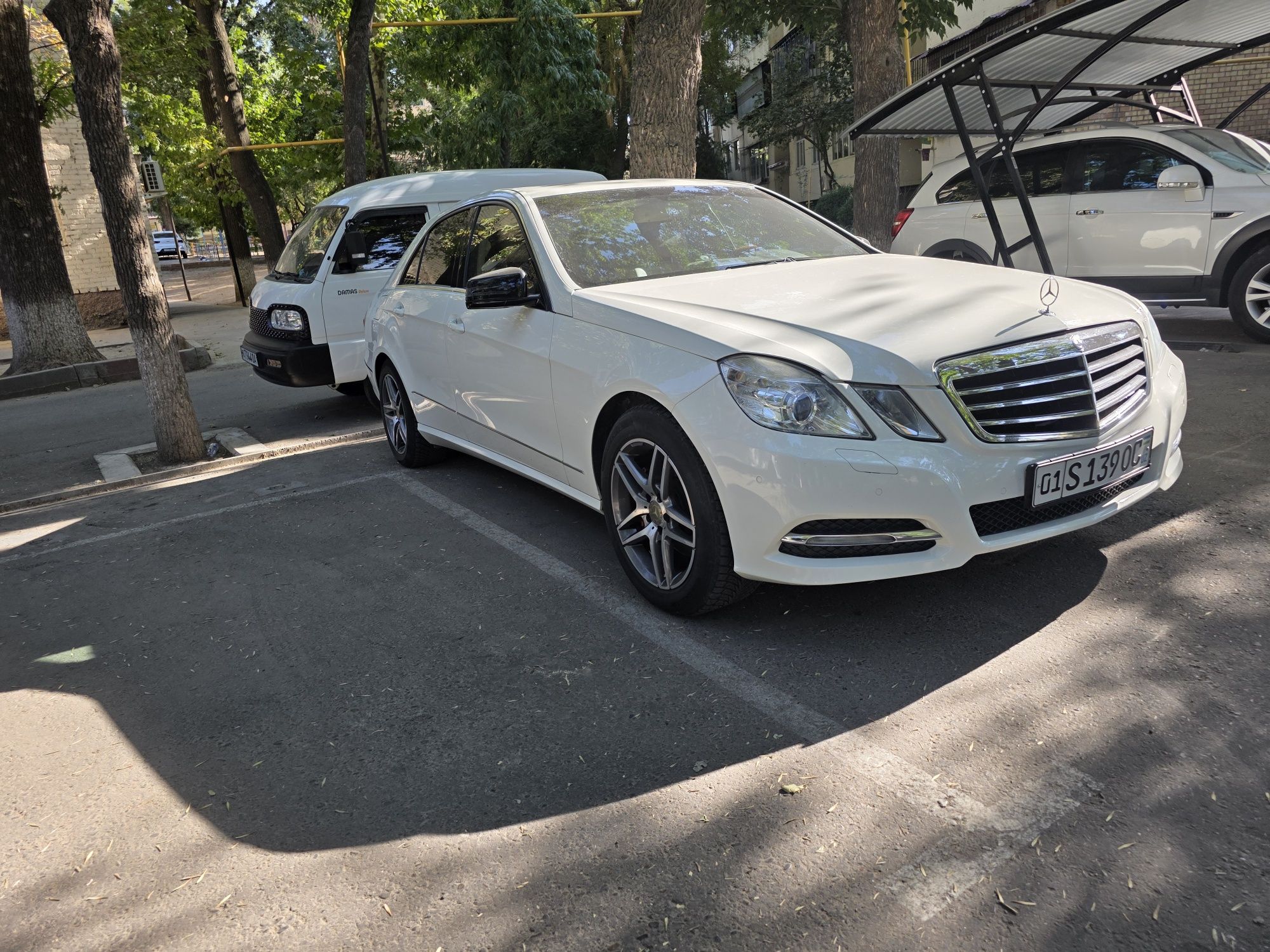 Mers w212 e350 sotiladi barter